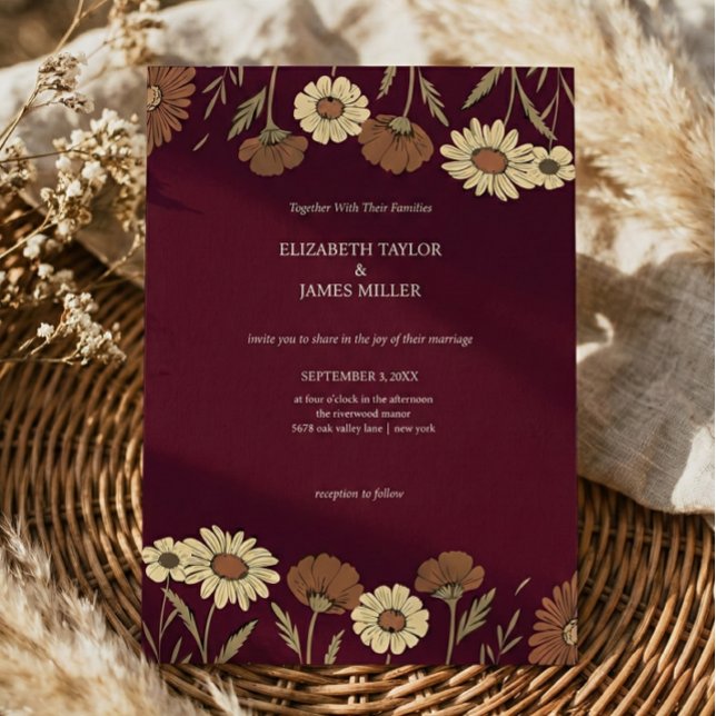 Rustikale Wildblumen-Burgunder-Blumenhochzeit Einladung (Von Creator hochgeladen)