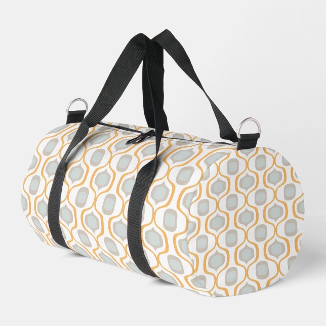 Rustikale Winkel: Geometrische Schatten im Bauernh Duffle Bag (Linke Seite)