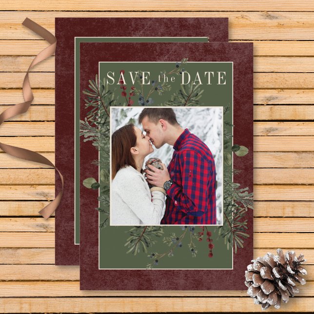 Rustikale Winter Berries & Pine Burgund Save The Date (Rustic Winter Berries & Pine Burgundy Wedding Save the Date Card)