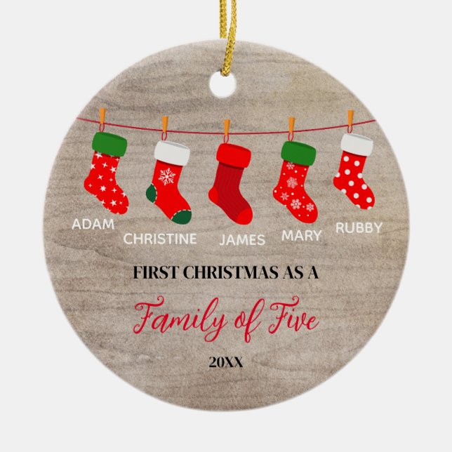 Rustikale Winterfamilie aus fünf Socken Keramik Ornament (Vorne)