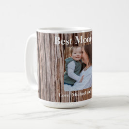 Rustikale Zedernrinde, natürliche Baumstruktur im  Kaffeetasse