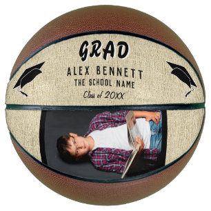 Rustikaler Abschlussname / Absolvent Abschlussfoto Basketball