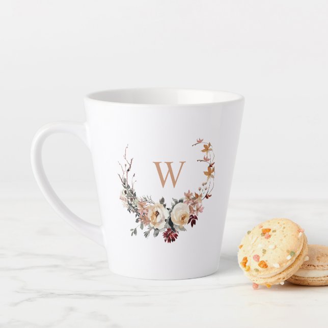 Rustikaler Blumenkranz mit Ihrem Monogramm Milchtasse (Beispiel)