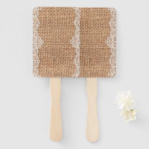 Rustikaler Burlap Sack mit weißer Spitze. Fächer