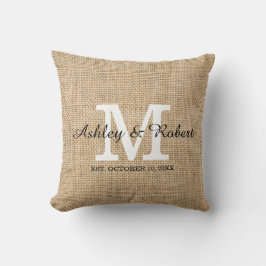 Rustikaler Burlap White Monogram Wedding Keepake Kissen