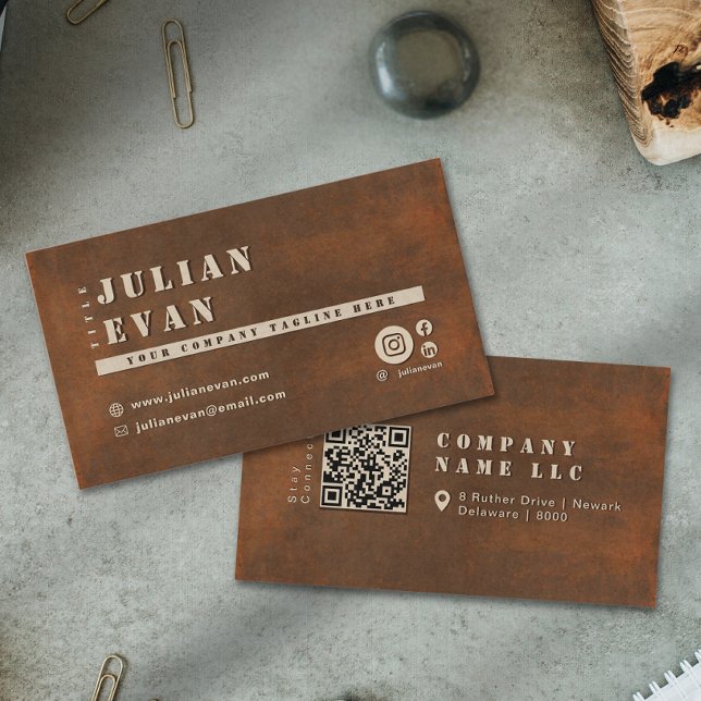 Rustikaler Eisen mit fett gestanzter Metalltypogra Visitenkarte (Modern Rustic Iron Bold Stencil Metal Business Card)