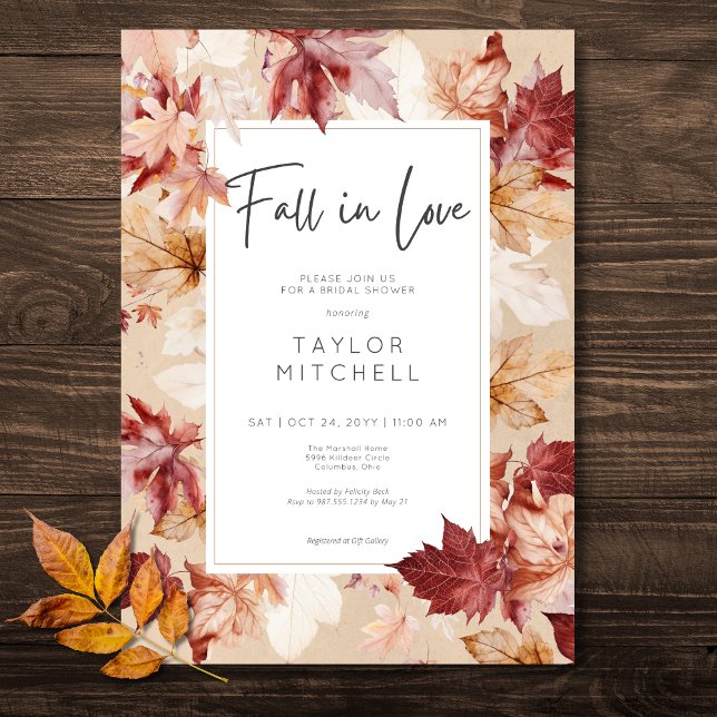 Rustikaler Fall von Liebe Fall Wreath Tan Brautpar Einladung (Rustic Fall In Love Fall Wreath Tan Bridal Shower Invitation)