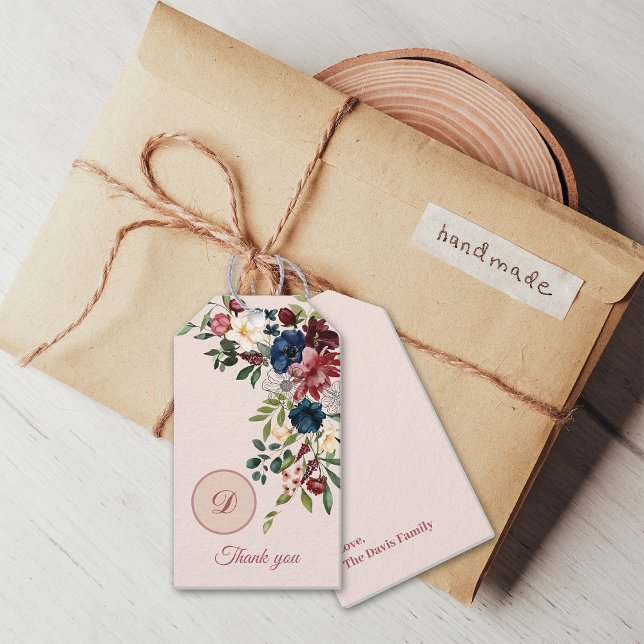 Rustikaler Florals Erntedank Custom Monogram Geschenkanhänger (Von Creator hochgeladen)