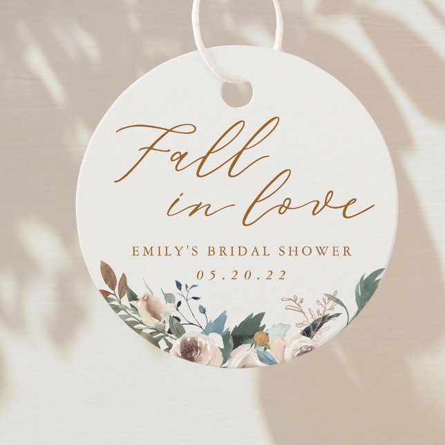 Rustikaler Herbstflorfall im Brautparty der Liebe Geschenkanhänger (Von Creator hochgeladen)