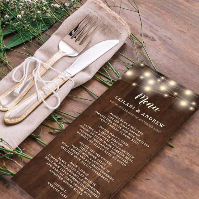 Rustikaler Holzstring Lights Blumenmason Jar Menükarte (Von Creator hochgeladen)