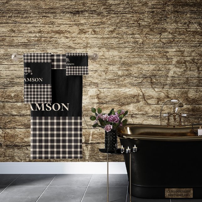 Rustikaler Karierter Monogramm-Bär | Black Cream W Badhandtuch Set (Von Creator hochgeladen)