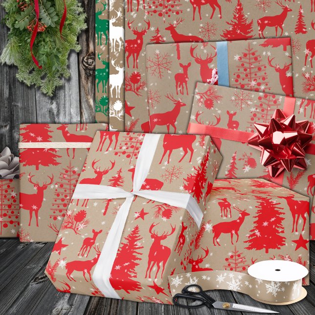 Rustikaler Kraft Roter Wald Reindeer Geschenkpapier (Rustic Kraft Red Woodland Forest Reindeer Wrapping Paper in 6 & 15 foot long 30 inch rolls)