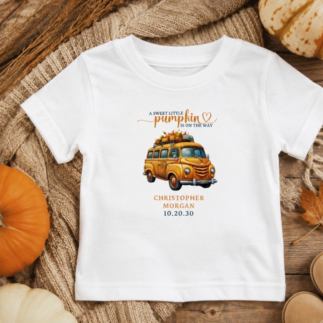 Rustikaler Orangen-LKW Kleiner Kürbis-Baby-Party Baby T-shirt (Rustic Orange Truck Little Pumpkin Baby Shower T-Shirt)