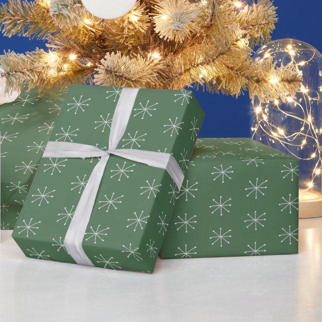 Rustikaler Schnee auf Grün Geschenkpapier (Feiertage)