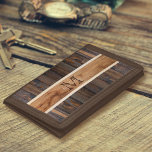 Rustikaler Tone Streifen braun Tri-fold Geldbeutel<br><div class="desc">Personalisieren Sie die Brieftasche aus rustikalem Holztone-Streifen Brown Design mit Ihrem Monogramm. Macht ein ausgezeichnetes Geschenk für ihn oder ein Werbeartikel.</div>