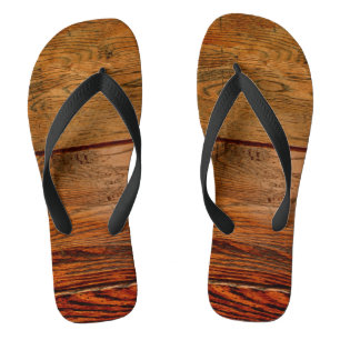 Rustikaler Vintager dunkler Holzkörner Flip Flops