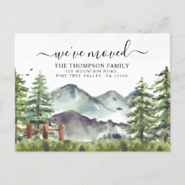 Rustikaler Waldberg Wir haben neue Zuhause-Bewegun Ankündigungspostkarte