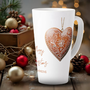 Rustikaler Weihnachtskek mit traditioneller Dekora Milchtasse