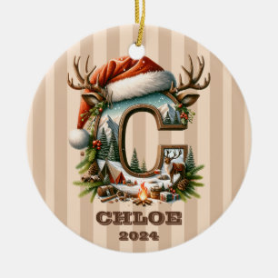 Rustikales Abenteuer Letter C Weihnachtsmannmütze  Keramik Ornament
