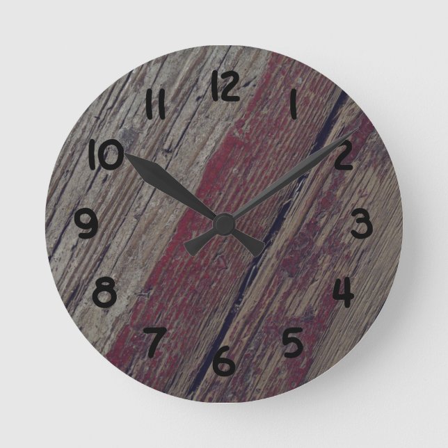 Rustikales altes Holz mit roter Farbe Runde Wanduhr (Vorderseite)