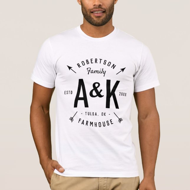Rustikales Arrow-Monogram-Bauernhaus T-Shirt (Vorderseite)