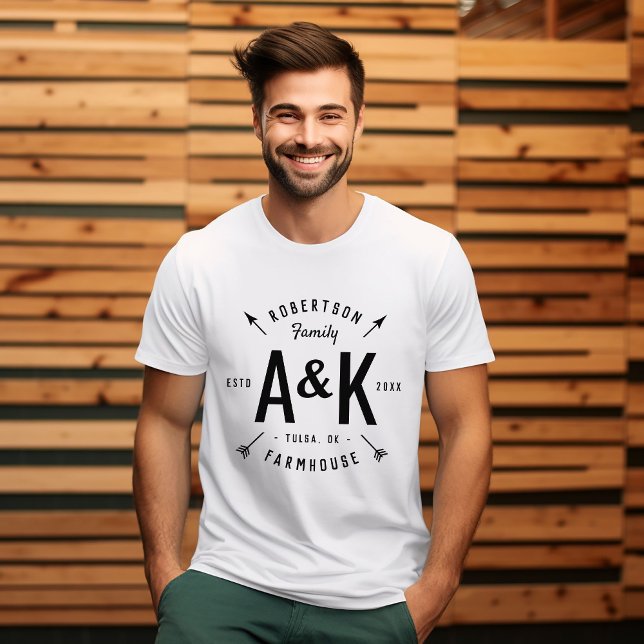 Rustikales Arrow-Monogram-Bauernhaus T-Shirt (Von Creator hochgeladen)