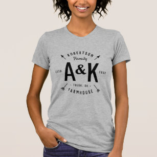 Rustikales Arrow-Monogram-Bauernhaus T-Shirt