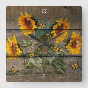 Rustikales Barnboard Sonnenblumen Schmetterlinge Quadratische Wanduhr