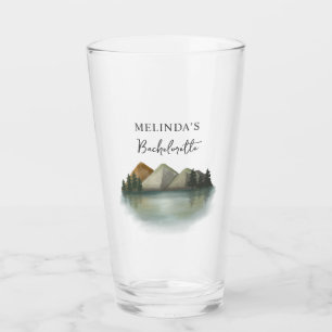 Rustikales Bergsee & Bachelorette Wochenende Glas