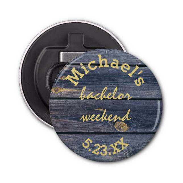 Rustikales Blauholz | Bachelor Weekend Monogram Flaschenöffner (Vorderseite)