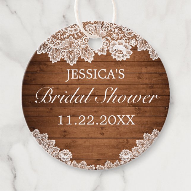 Rustikales Brautparty aus Holz und Weißspitzen Geschenkanhänger (Vorderseite)