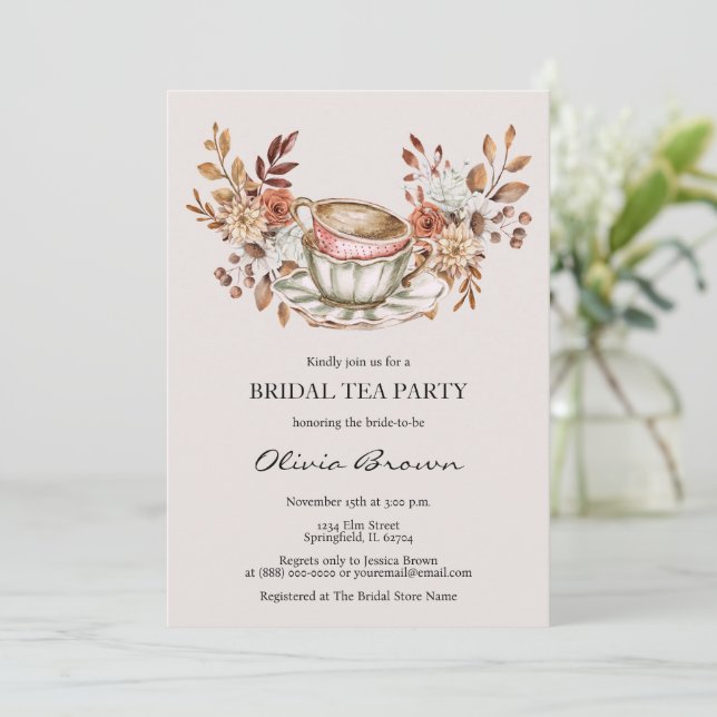 Rustikales Bridal Tee Party Einladung (Stehend Vorderseite)