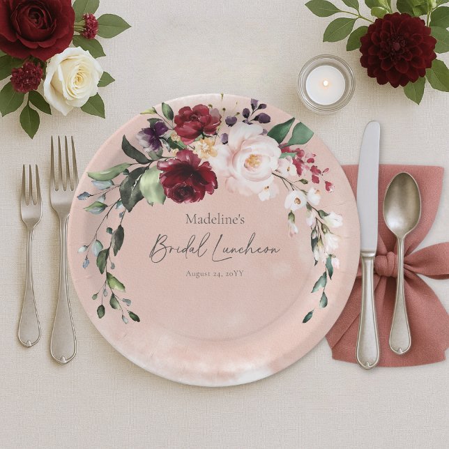 Rustikales Burgund & Blush Pink Roses Bridal Lunch Pappteller (Rustic Burgundy & Blush Pink Roses Bridal Luncheon Paper Plates)
