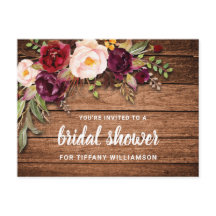 Rustikales Burgund-Floral-Holz-Brautparty