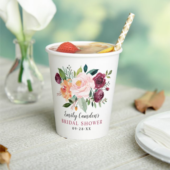 Rustikales Burgunder Blush Fall Brautparty Pappbecher (In Situ)