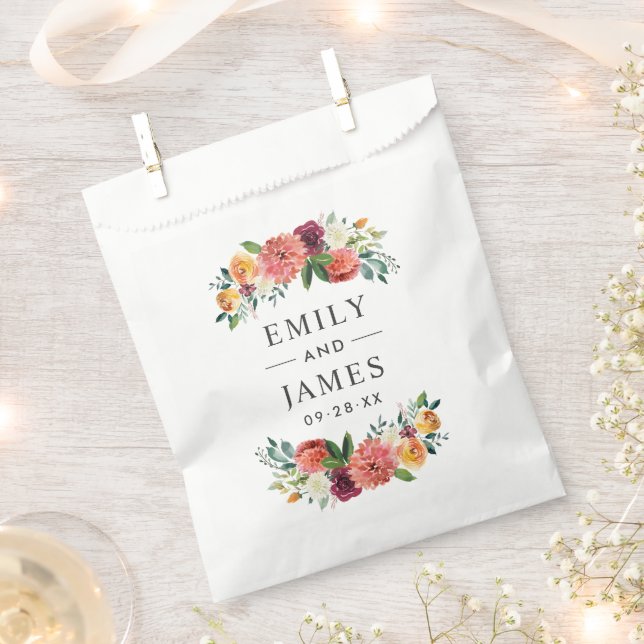Rustikales Burgundy Blush Floral Wedgram Geschenktütchen (Ausgeschnitten)