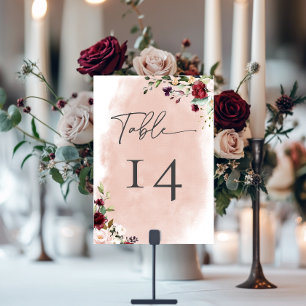 Rustikales Burgundy & Blush Pink Roses Wedding Tischnummer