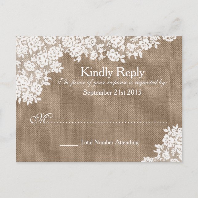 Rustikales Burlap & Vintag Lace Wedding RSVP Einladungspostkarte (Vorderseite)