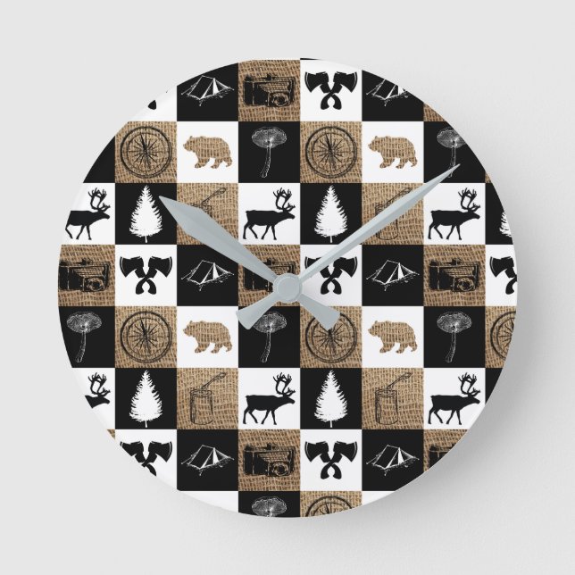 Rustikales Camping Outdoor Adventure Runde Wanduhr (Vorderseite)