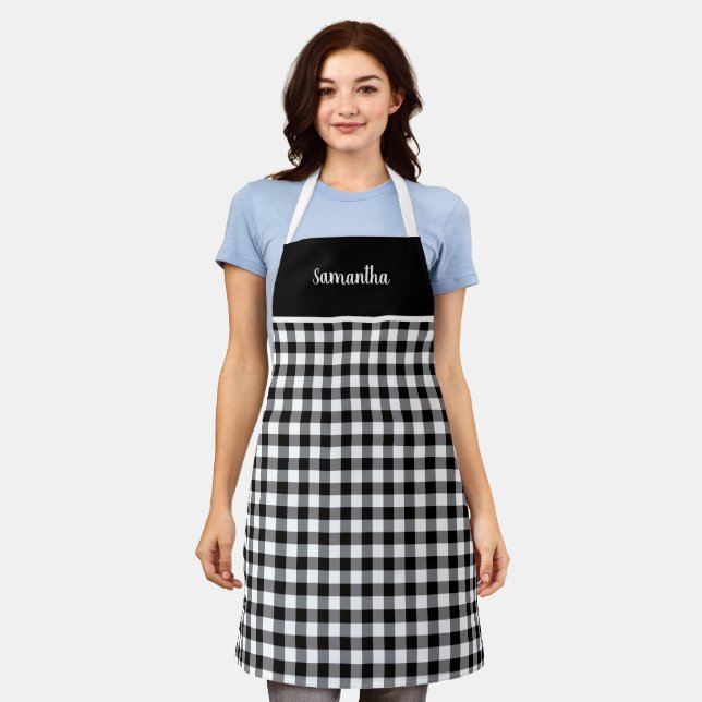 Rustikales Country Black Gingham Name Personalisie Schürze (Getragen)