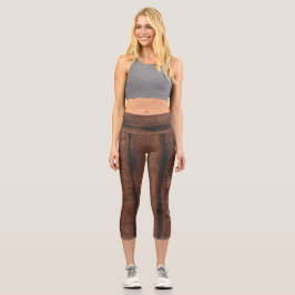 Rustikales dunkelbraunes Holz Monogram Capri Leggings