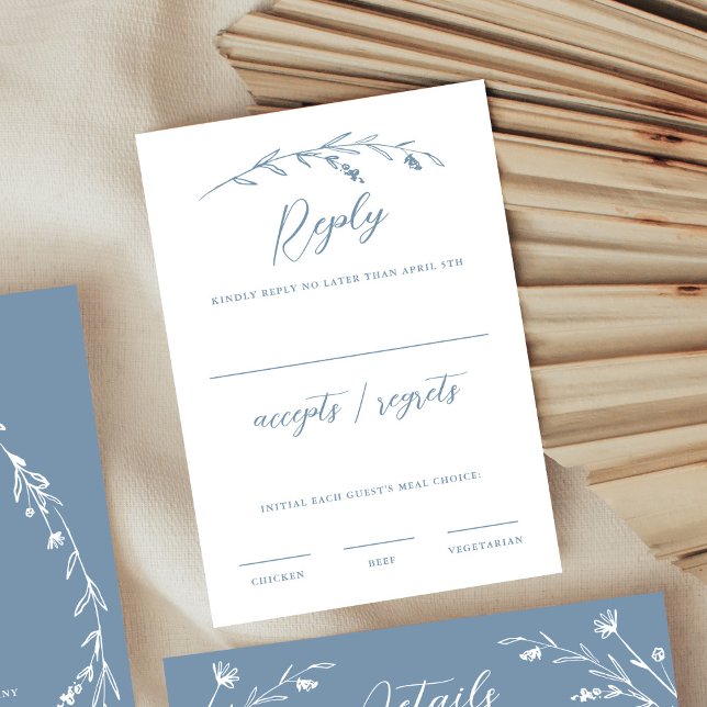 Rustikales Elegant Dusty Blue Wildblume Wedding RSVP Karte (Von Creator hochgeladen)