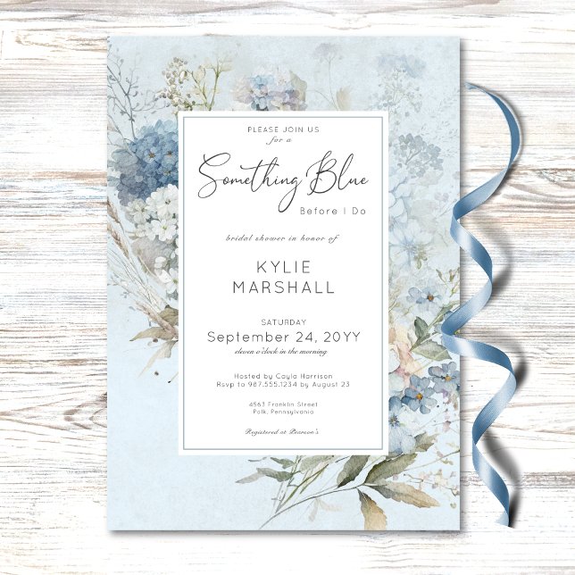 Rustikales etwas Blaues Brautparty Einladung (Rustic Something Blue White Floral Bridal Shower Invitation)