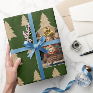 Rustikales Evergreen Tree Personalisiertes Weihnac Geschenkpapier