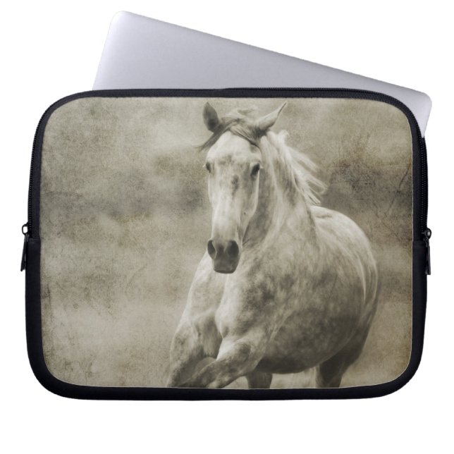 Rustikales Galloping Andalusisches Pferd Laptopschutzhülle (Vorderseite)