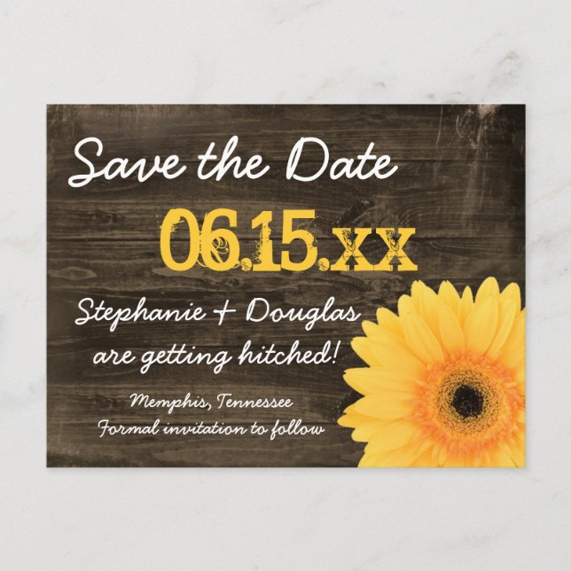 Rustikales Gelbes Daisy Holz Save the Date Postkar Ankündigungspostkarte (Vorderseite)