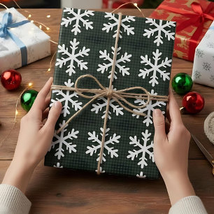 Rustikales Grün und Kariertes Schwarzes Schneefloc Geschenkpapier