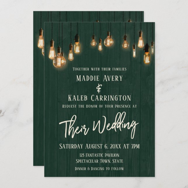 Rustikales Grünholz Edison Lights Typografy Weddin Einladung (Vorne/Hinten)