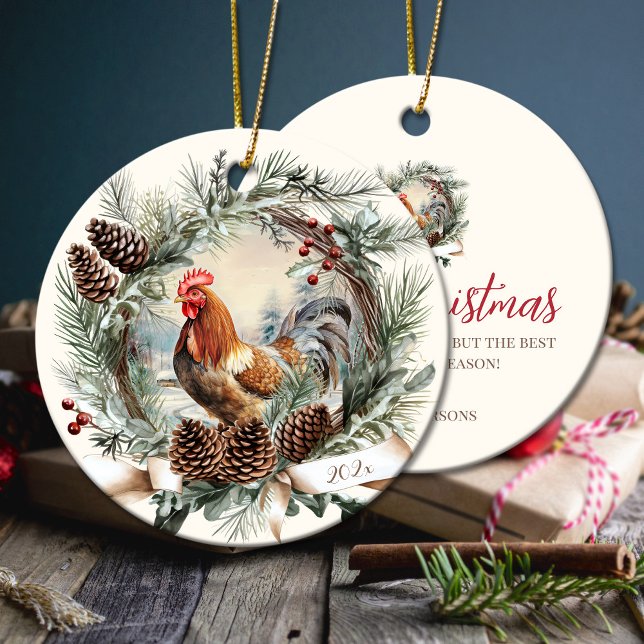 Rustikales Hahntier Weihnachtskiefer Keramik Ornament (Rustic rooster farm animal Christmas pine wreath Ceramic Ornament)