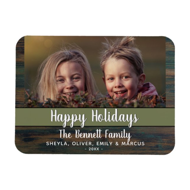 Rustikales Happy Holiday Script Custom Family Foto Magnet (Horizontal)